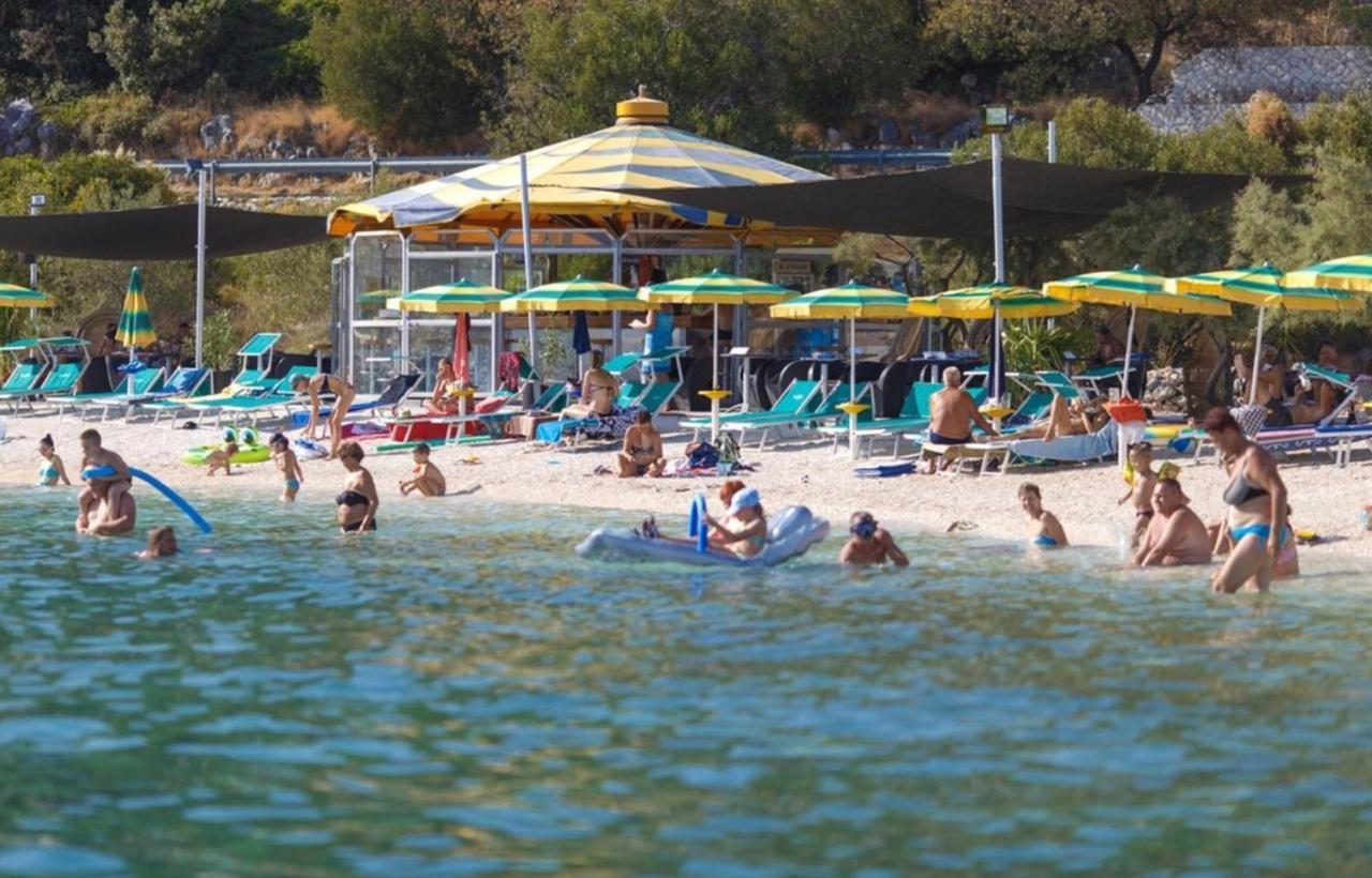 Trogir-Luxury Villa Sapphirus Seget Vranjica Esterno foto